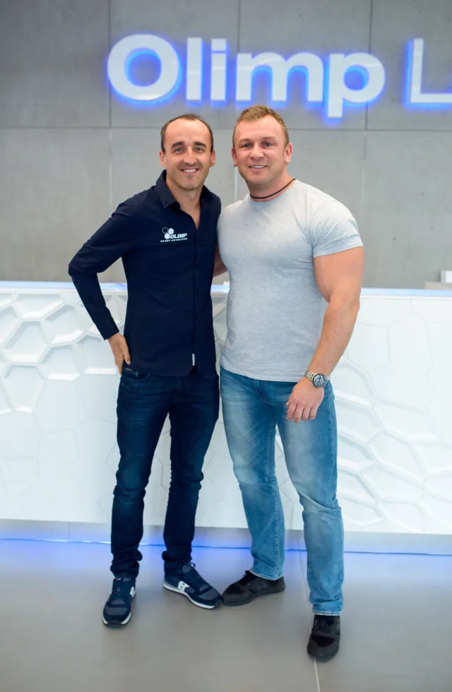 Piotr Kaczka z Robertem Kubicą w Olimp Labs